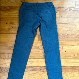 Men’s Skinny Lululemon ABC Utilitech pants, skinny fit. 30 waist, 31 length.